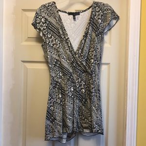 Derek Heart cute romper black and white